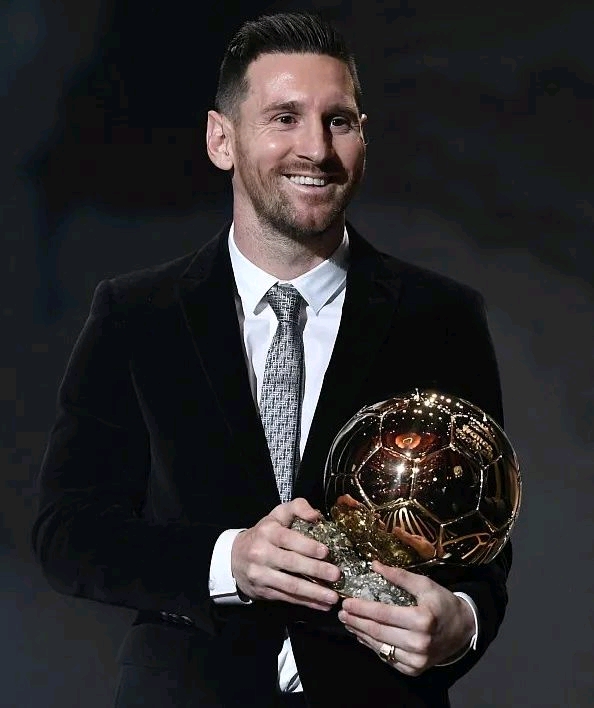 威少坦言心声，东契奇传来坏消息！詹姆斯赛后无奈，湖人陷入生死存亡境地