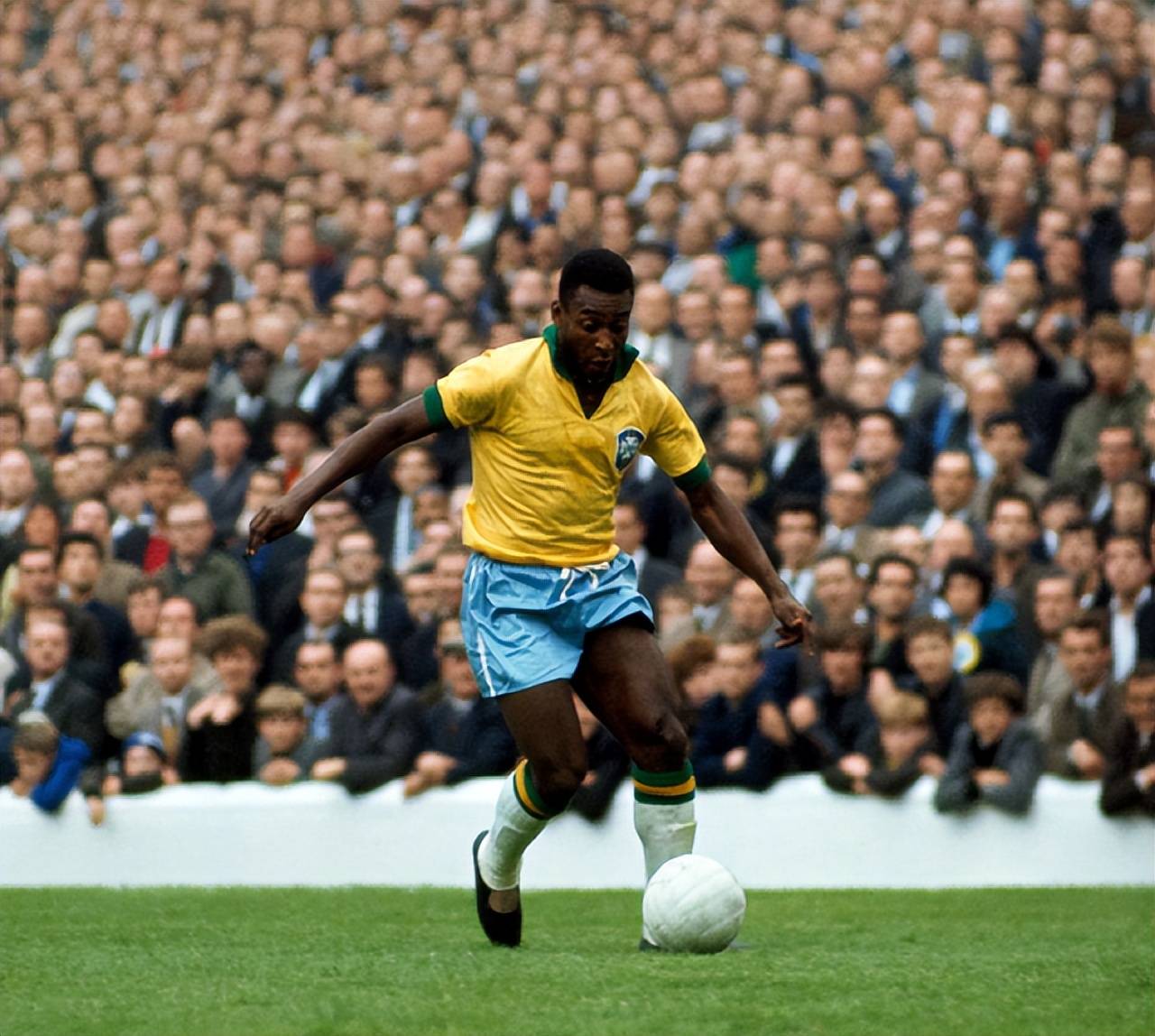 玩家询问《黑神话》春节有准备吗？杨奇：表演个颠勺？