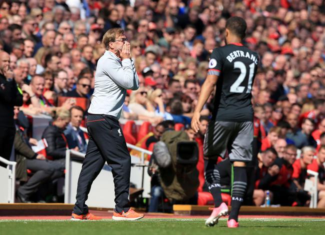 官方：热刺与17岁中场威廉斯-巴尼特签下首份职业合同