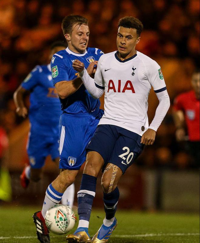 又丢球了，曼联自1978年以来首次连续16场联赛客场没零封