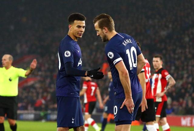 切尔西利物浦争夺科莫新星，皇马800万回购条款成关键